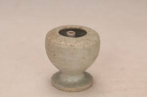 000380青釉油灯