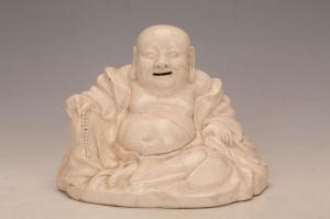 000552白釉持珠弥勒佛坐像“锦华发”款