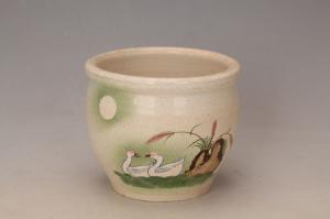 001032喷彩双鹅纹水钵“联兴作”款