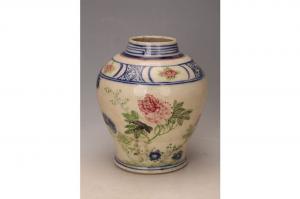 001050大窑五彩牡凤纹盖罐