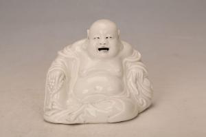 001325白釉持珠弥勒坐佛