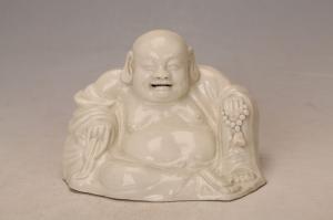 001331白釉弥勒佛坐像