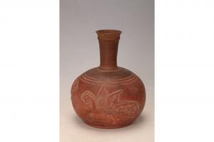 001067红陶贴塑花鸟纹天球瓶