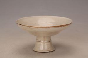 001344白釉描金线高足盘