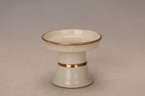 001347白釉描金高足盘“荣利”款