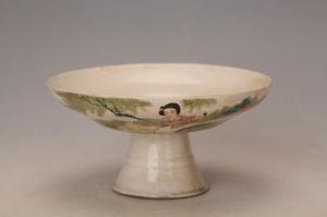 001356五彩人物纹高足盘“荣利”款