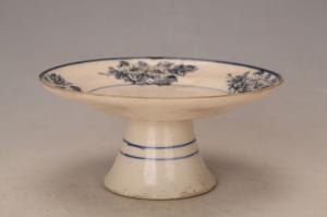 001364蓝彩花卉纹高足盘