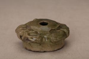 001516绿釉蟹形笔插水滴