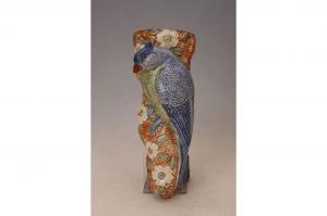 001422大窑五彩塑鹦鹉壁瓶