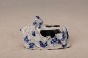 001531蓝彩印花笔洗