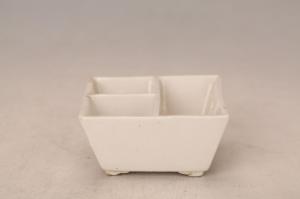 001554白釉方型调色碟