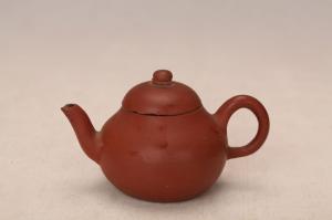 001475“义记”款红陶壶