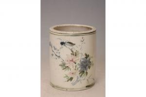 001483五彩花卉纹筒瓶