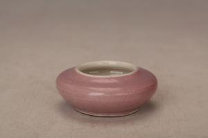 001499红釉扁腹水丞