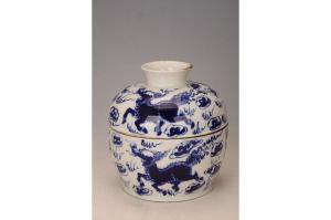 001633青花麒麟纹盖罐