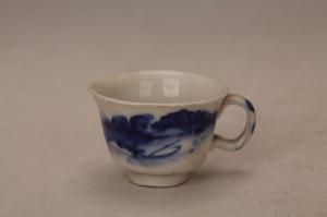 001253青花花卉纹(山水纹)耳杯