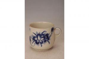 001262蓝彩花卉纹耳杯