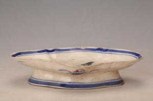 001721大窑五彩英雄独立纹菱形盘