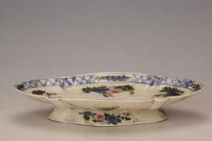 001722大窑五彩花卉图案纹菱形盘