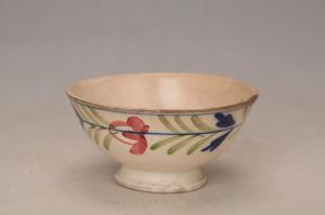 001759大窑五彩花卉图案纹碗