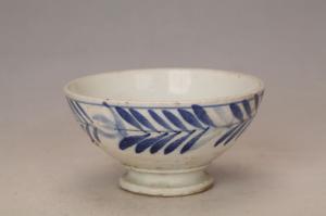 001767青花花卉纹碗