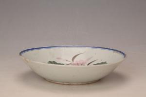 001793五彩荷池鸳鸯纹盘