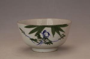 001806五彩柳燕纹碗