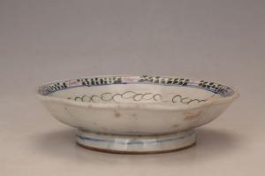 001808五彩花卉纹盘“洋记”款