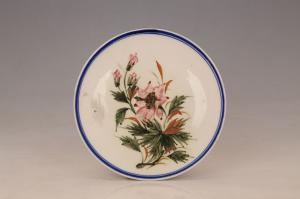 001822大窑五彩花卉图案纹平底盘“胜记”款