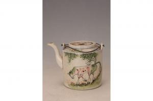 001879大窑五彩柳马图提梁壶