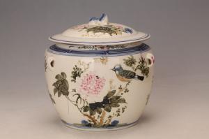 001905大窑五彩花鸟纹四系荷叶盖罐