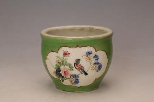 001908绿地开光五彩花鸟纹水钵