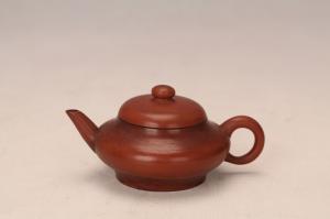 001917“白云天外至，孟臣”红陶茶壶
