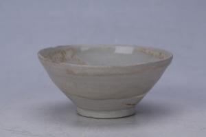 002113青白釉杯