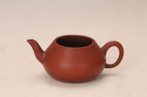 001930“萼圃督制”款红陶壶