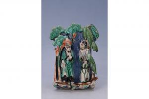 002127彩塑人物壁瓶