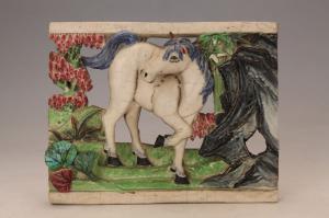 001957大窑五彩塑白马脊塑