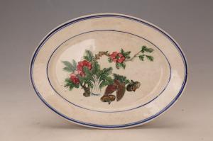 001978五彩蔬果纹盘