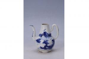 002162“长胜督造”款青花山水纹执壶