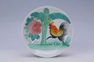 002000五彩蕉叶公鸡纹花口盘