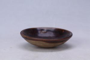002424酱釉盏