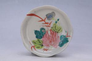 002231釉上彩花卉纹花口盘