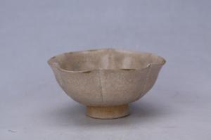 002447青白釉花口杯