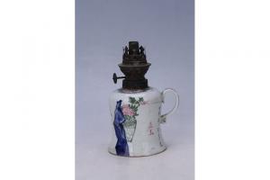 002727“正玉”“丁卯年冬月造”款五彩花卉纹煤油灯座