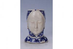 002730蓝彩仕女壁瓶