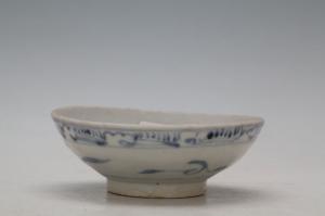 002552青花花卉纹碗