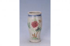 002758“千子万孙”大窑五彩花卉纹筷子筒