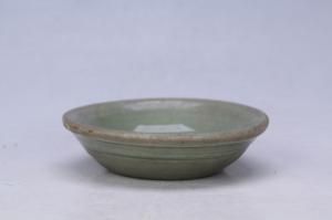 002587青釉印花福字碟