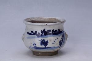 002617青花山水纹铺首炉