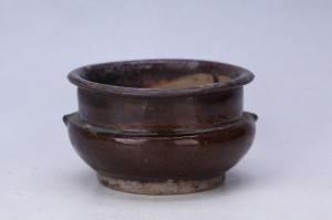 002623褐釉炉